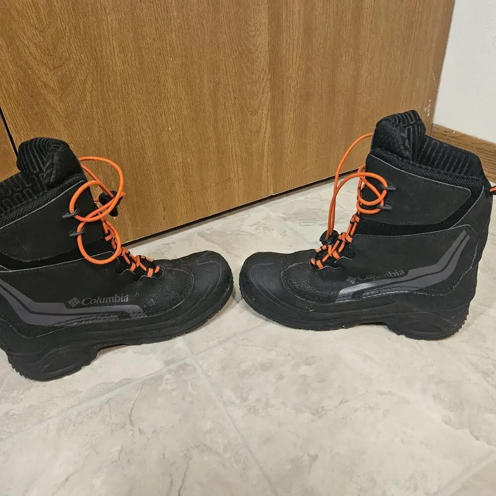 Columbia Bugaboot Size 7Y Black Orange Waterproof Winter Snow Boots BY5957-010
